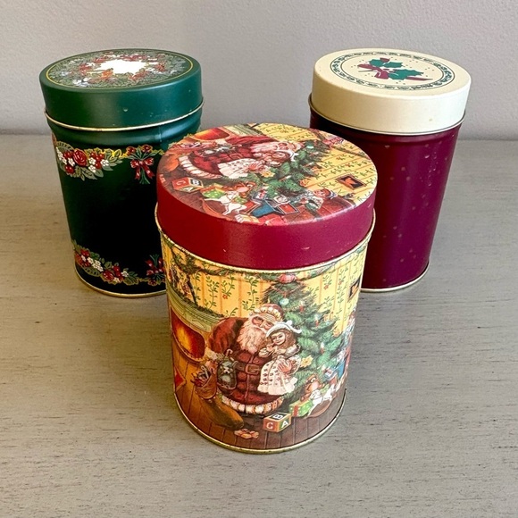 Other - VTG Festive Christmas Holiday Round Cookie Tin Set of 3 - Multicolor Santa Holly